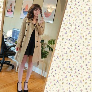 Authentic Burberry Kensington Mid-Length Trench Coat in Honey, Sz 4